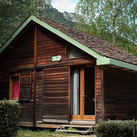 Camping Le Pre Morjal Ispagnac Exterior photo