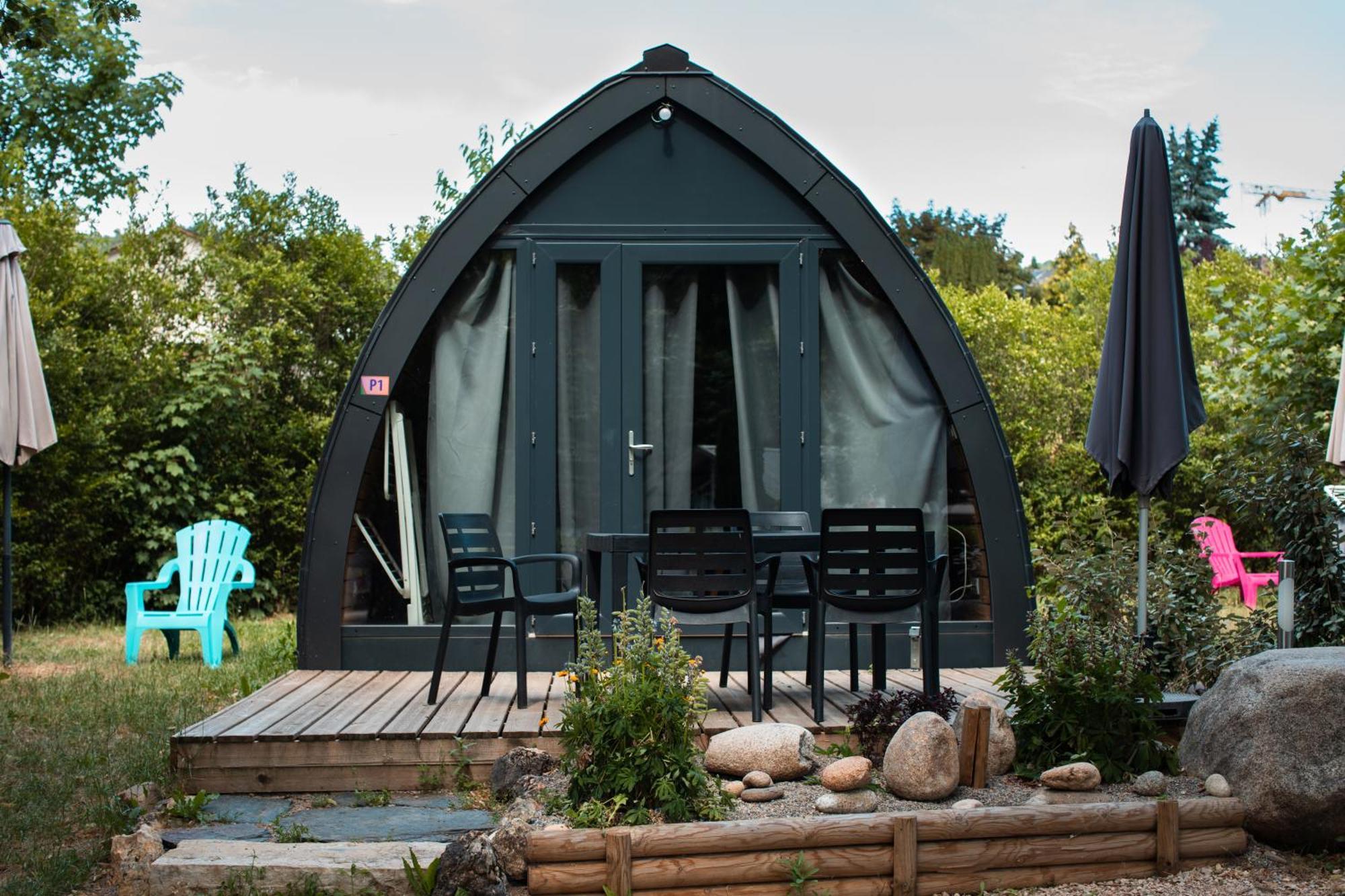 Camping Le Pre Morjal Ispagnac Exterior photo