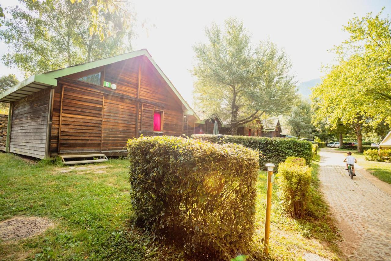 Camping Le Pre Morjal Ispagnac Exterior photo